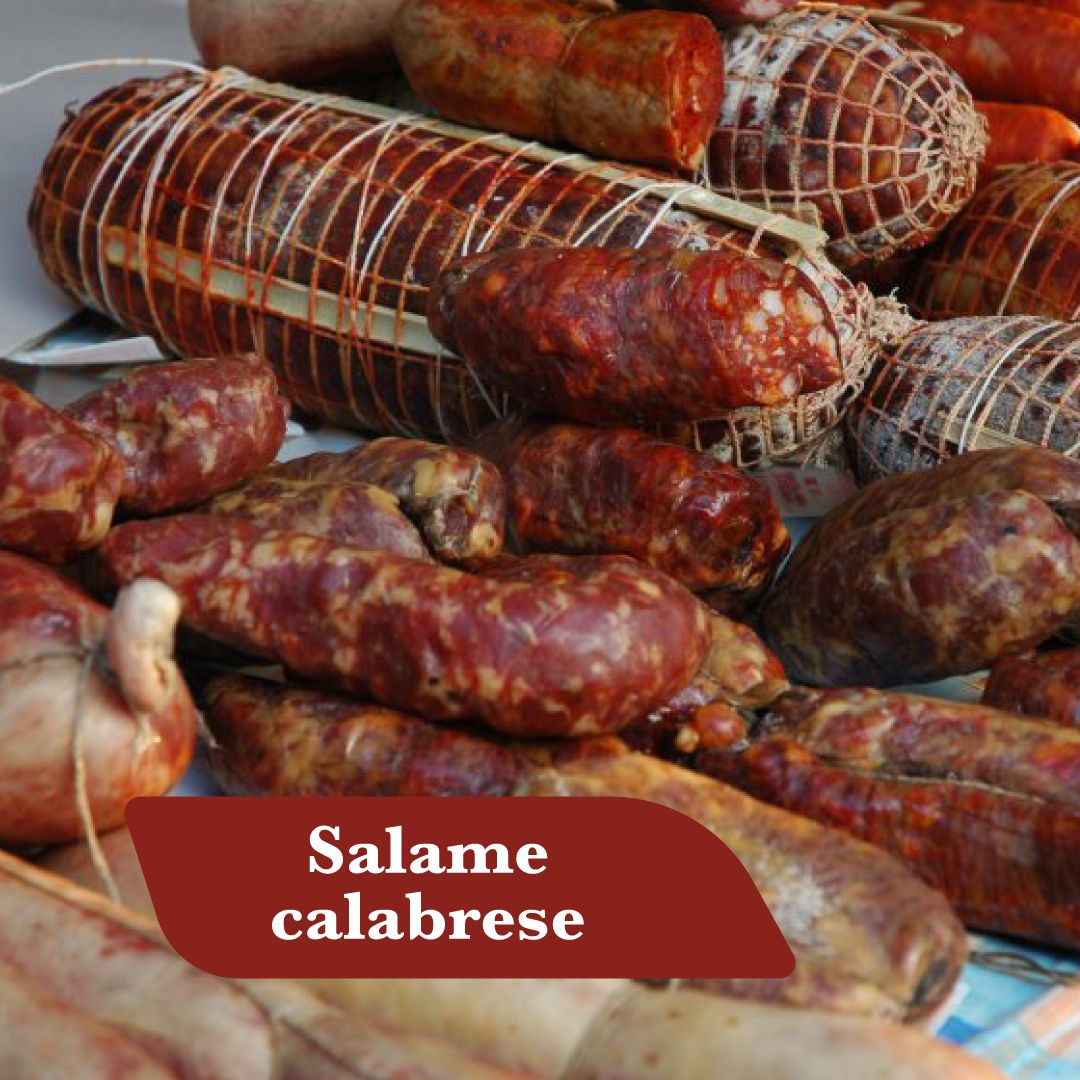 Salame calabrese: soppressata, salsiccia e spianata intere e a fette
