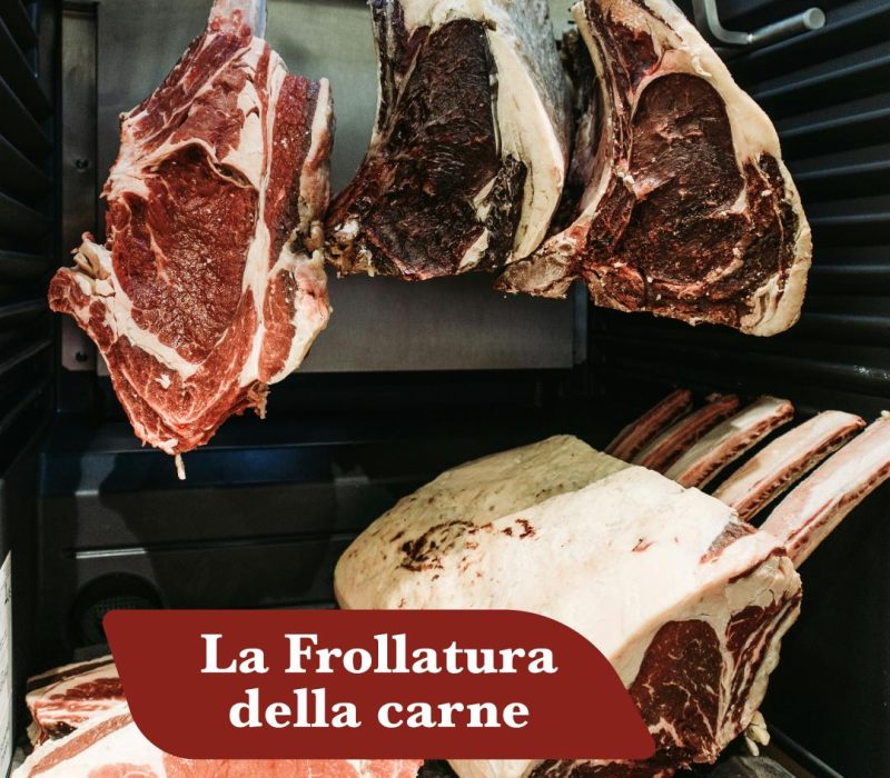 Frollatura della carne: tagli appesi in cella di maturazione